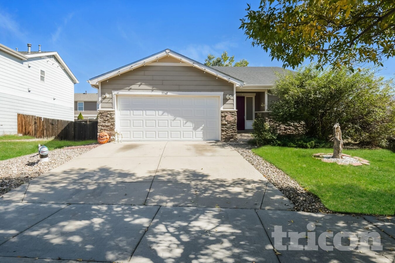 Photo - 5562 Joplin St