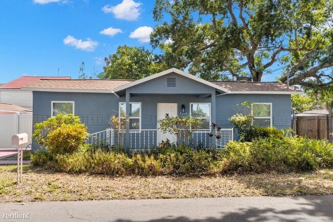 3 br, 2 bath House - 3024 W Haya Street - 3 br, 2 bath House - 3024 W Haya Street