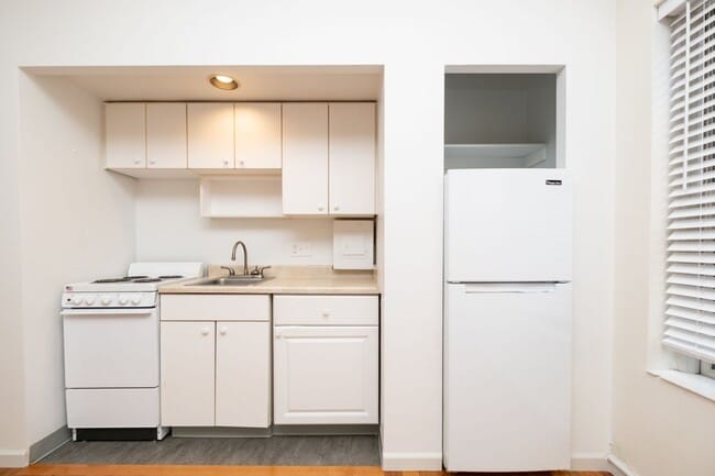 Photo - Beverly Alder Apartments