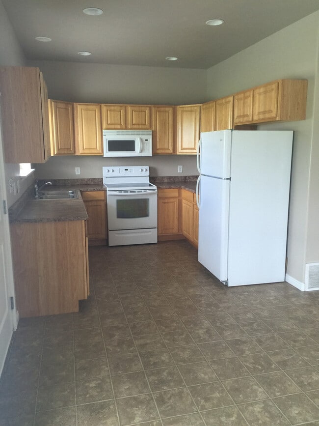 Photo - West Park #8 Unit 1