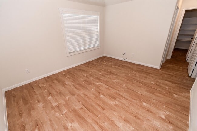 Photo - 6210 Luce St