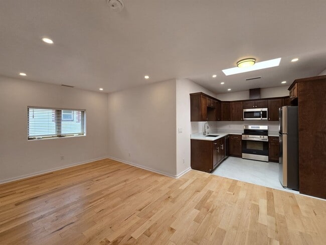 Building Photo - 1708 Paseo De Peralta Unit B Rental
