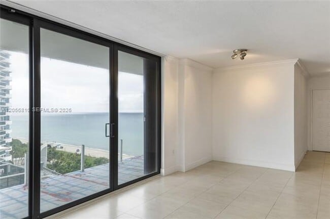 Photo - 6061 Collins Ave