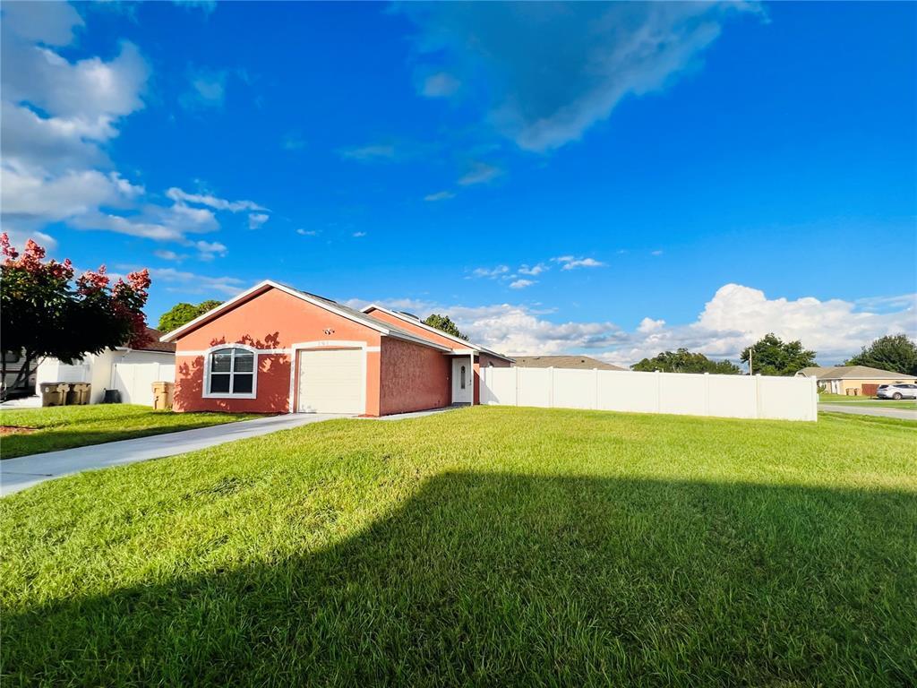 Photo - 191 Toluca Dr