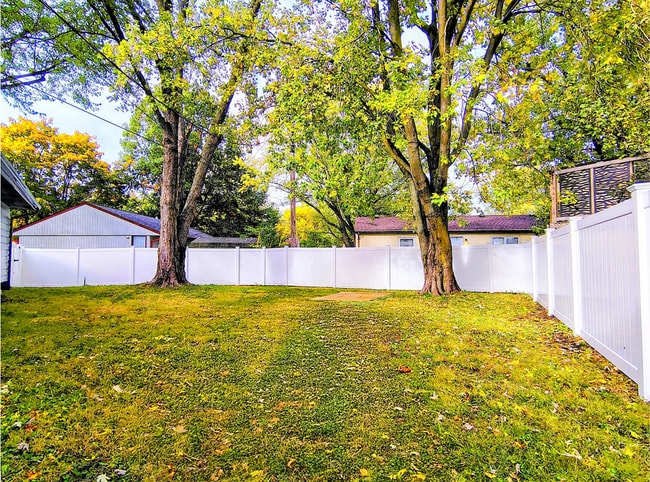 Photo - 101 Vicksburg Ln