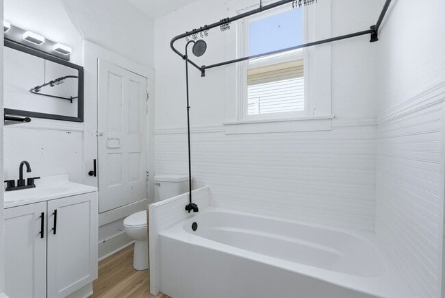 Photo - Newly Updated 3-Bedroom Home with Modern U...