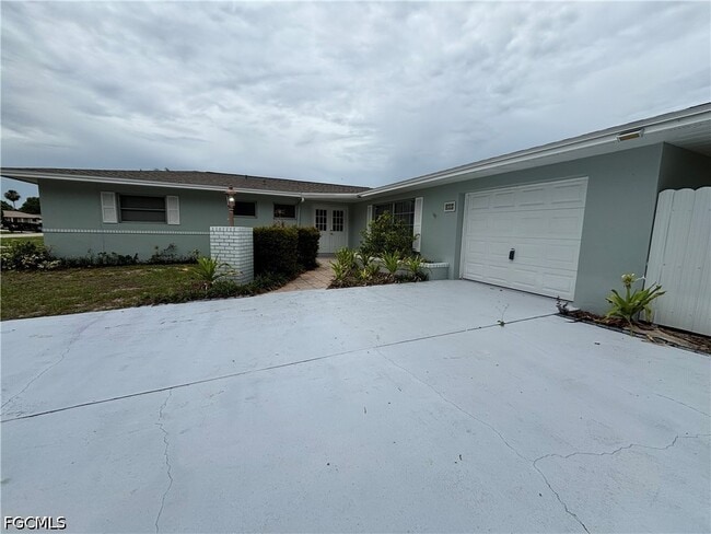 209 Punta Alta Ct