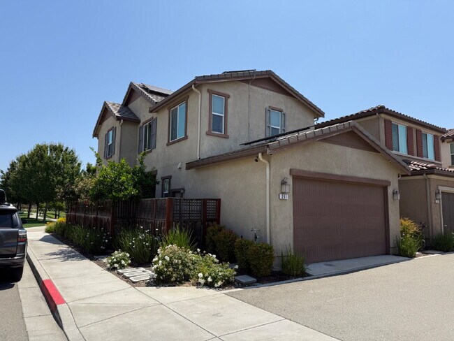 Photo - Beautiful Newer Built 3 Bed/2.5 Bath Detached Home in Great Livermore Location