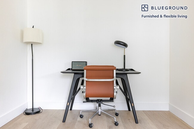 Photo - 2124 Parker St Unit FL3-ID2005