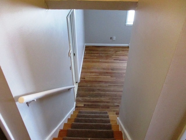 Photo - 224 Robinhood Ln