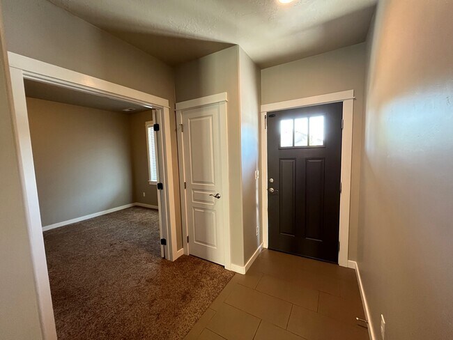 Photo - 43 N Wooddale Ave