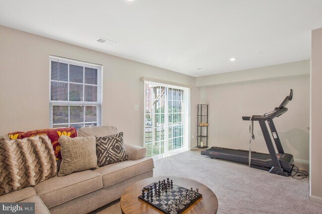 Photo - 138 Seldovia Dr