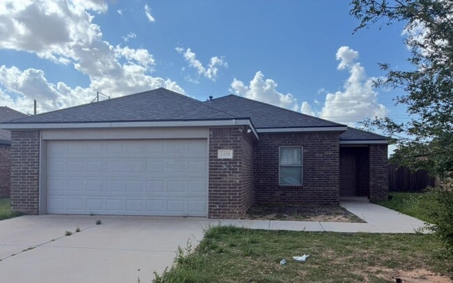 New Construction in Wolfforth - New Construction in Wolfforth House