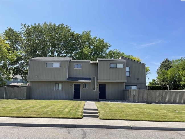 Photo - 1839 Peachtree Ln Unidad 3