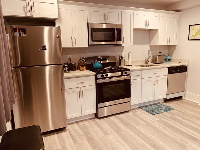 Building Photo - 23 Pratt St Unit 1