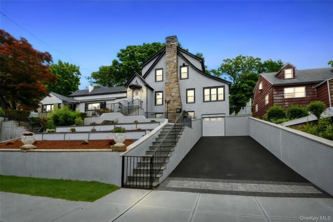 Building Photo - 210 Rumsey Rd
