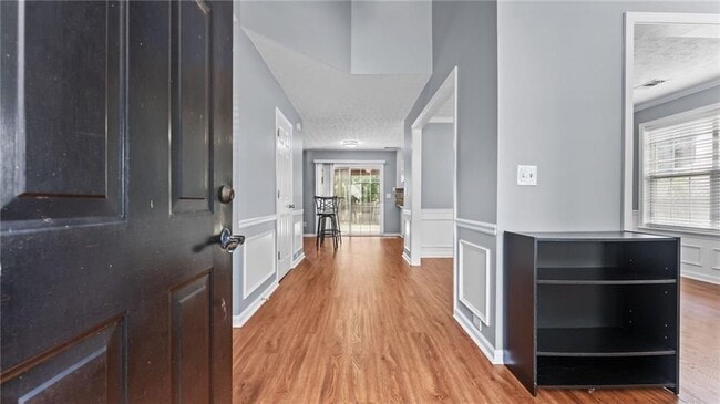 Photo - 450 Manor Glen Dr