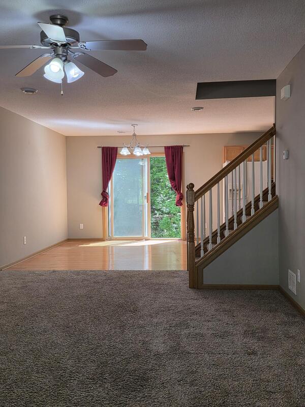 Photo - 424 Cedar Pl