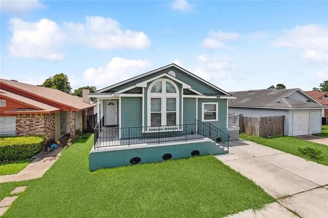 1807 W Homestead Dr