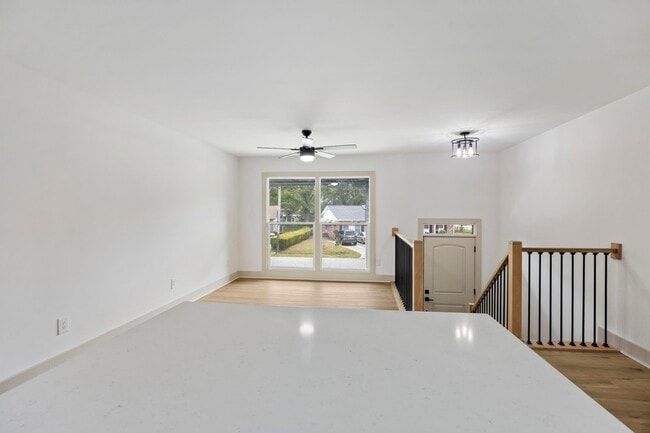Photo - 1411 Westway Dr