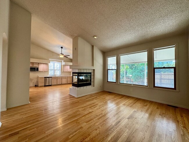 Photo - 2404 S Holman Cir