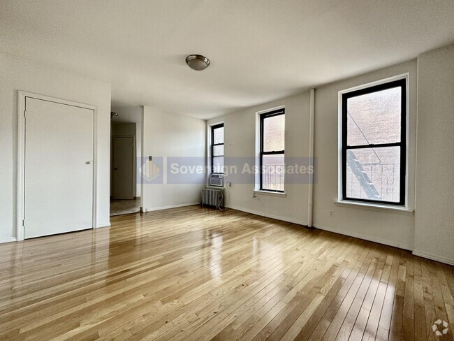 Building Photo - 401 E 68th St Rental