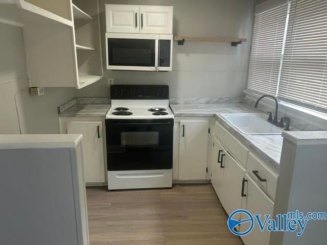 Photo - 806 NE Russell St