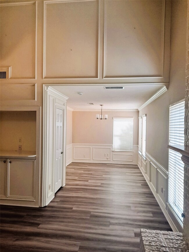 Photo - 3206 River Valley Dr