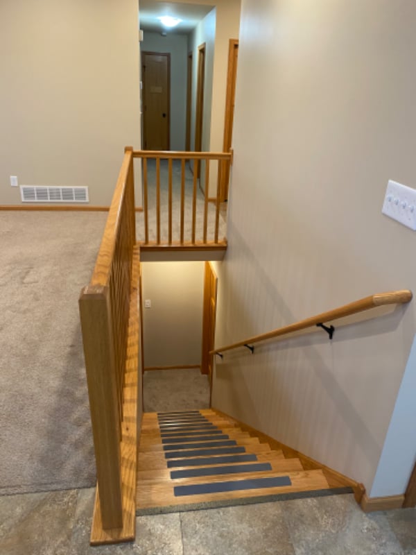 Photo - 4626 35 St NW