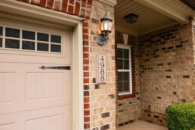 4988 Wyngate Village Dr