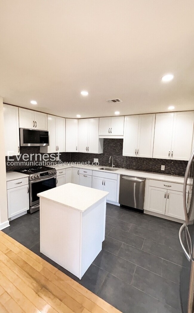 Photo - 12709 Gordon Blvd Unit APT 70