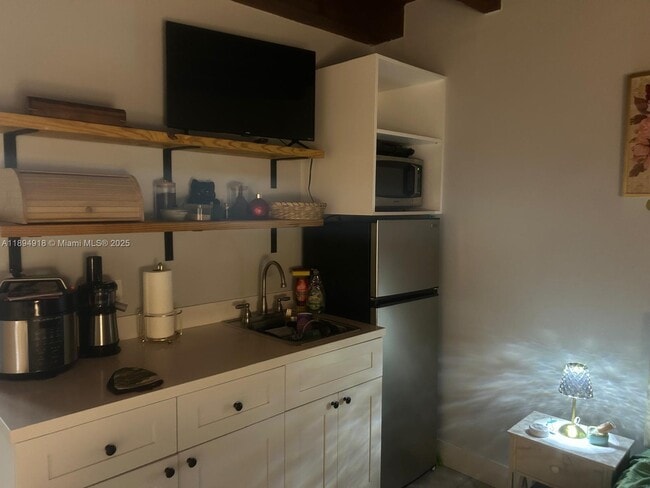 Photo - 6431 SW 64th Ct Unit 1