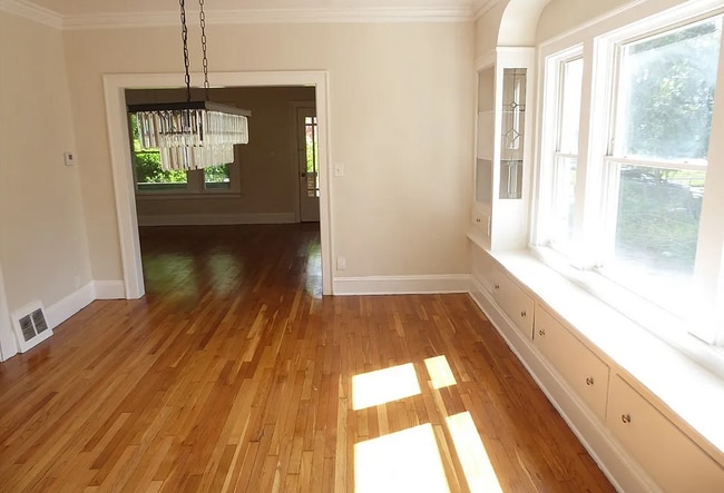 Photo - 1808 Buhrer Ave