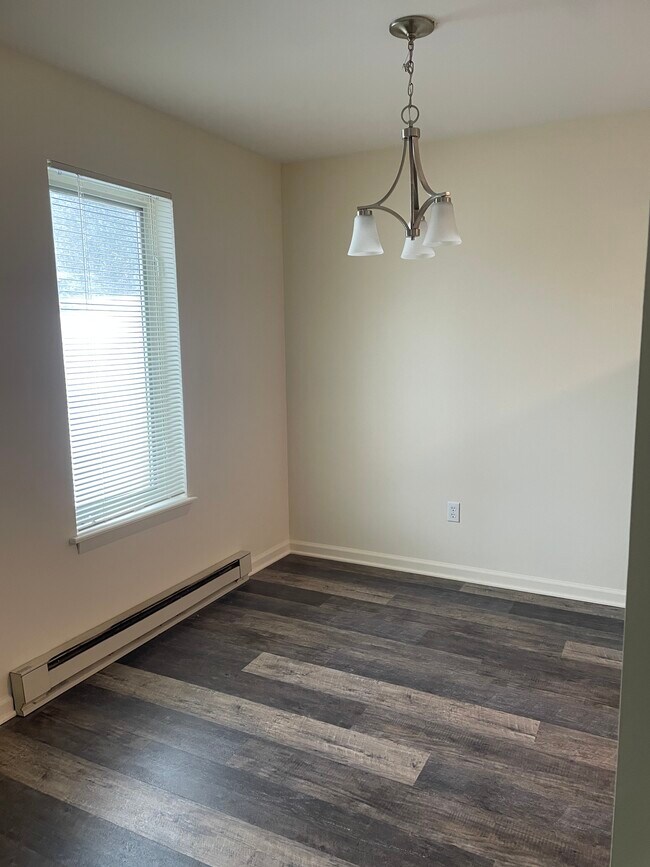 Photo - Hickory Hills Apartments