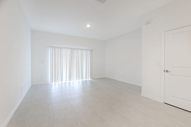 Photo - Brand New, 2bd with Ensuite Bathrooms, Townhome in Lakewood Ranch