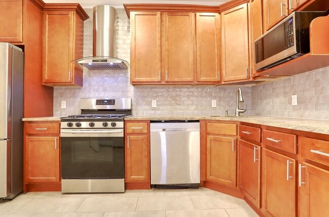 Photo - 106 Poplar St Unit 1