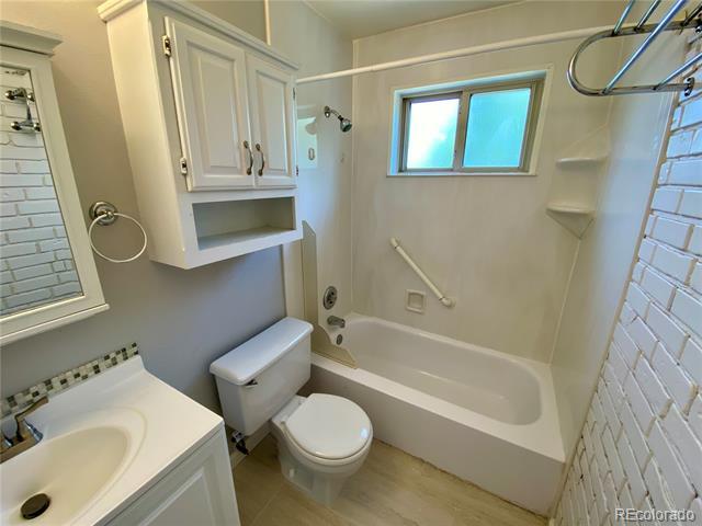 Photo - 10557 Quail St