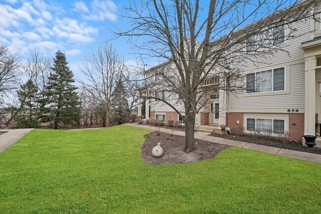 Photo - 861 Pheasant Trail