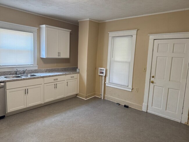 Photo - 1317 N Prospect Ave
