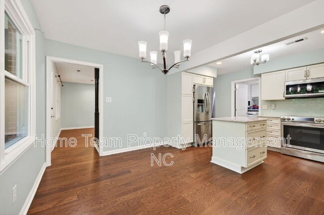 Photo - 1526 Dirkson Ct