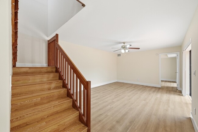 Photo - 8337 N Coral Cir