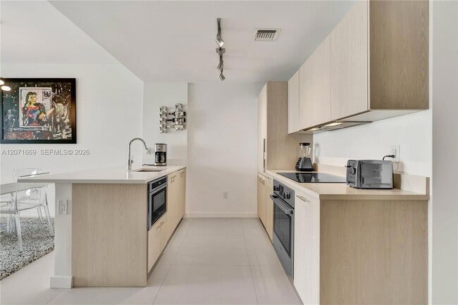 Photo - 501 NE 31st St Unit 3304