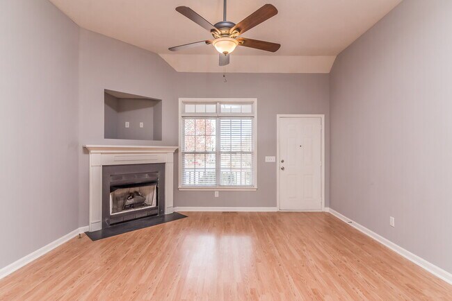 Photo - 219 Parrish Pl