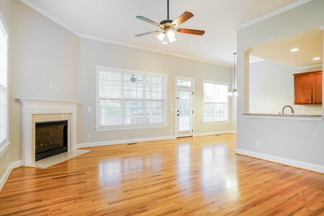 Photo - 621 Canvas Dr