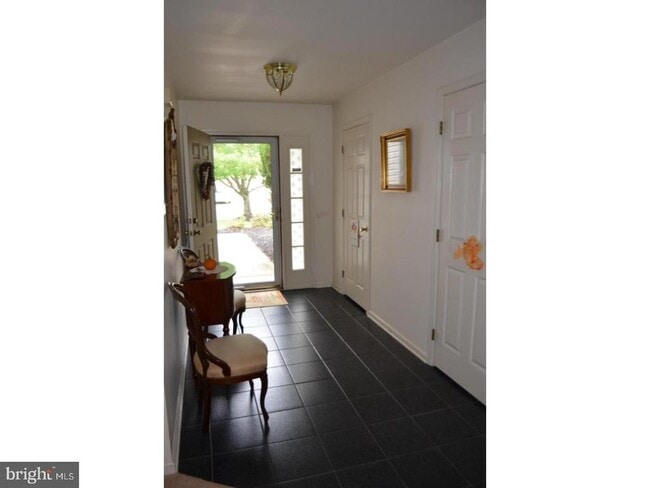 Photo - 302 Doral Dr