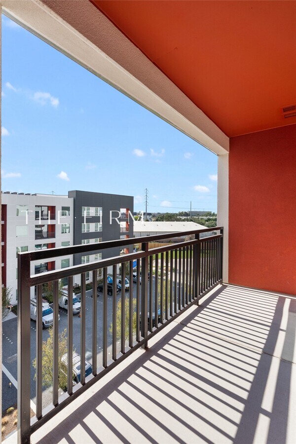 Photo - 3001 W 11th St Unidad 131