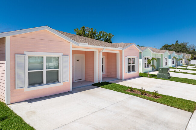 Building Photo - The Keys at Cotee River Rental