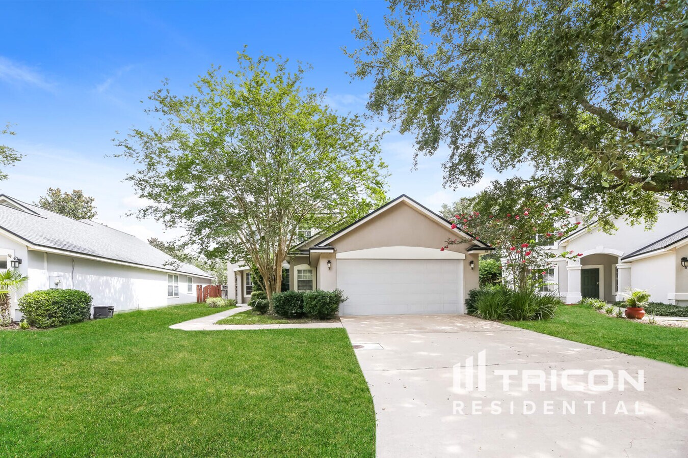 Photo - 1252 Splendid Ravine St House