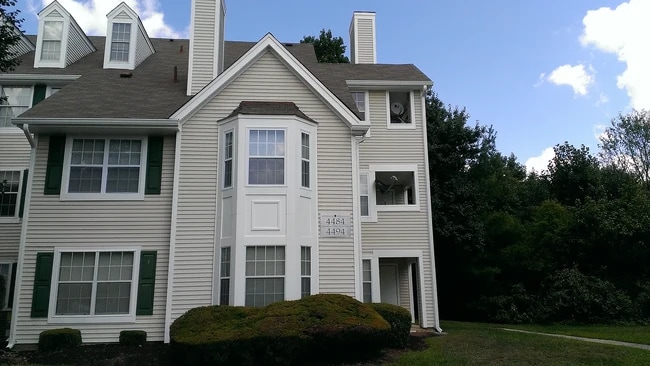 Building Photo - 4490 Lord Loudoun Ct Unit 4490