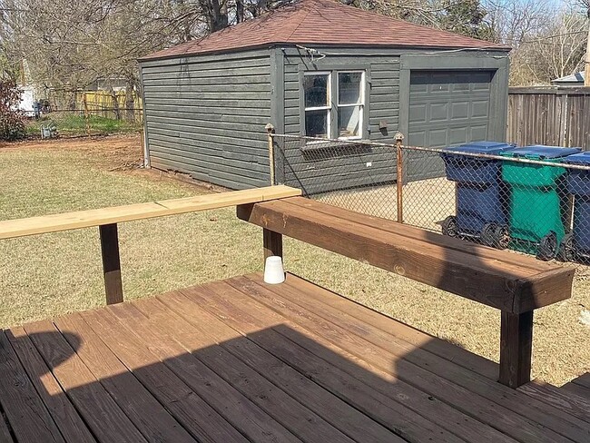 Photo - 2121 NW 28th St